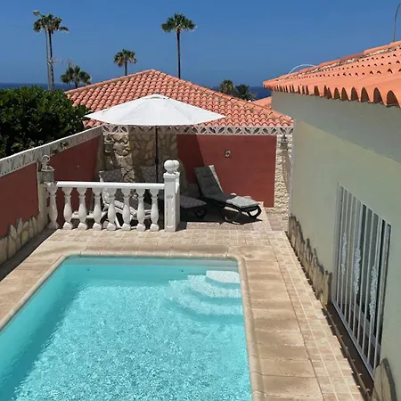 Вилла Casa Barmalei Private Pool & Rooftop Terrace Ocean View, Tenerife Кальяо-Сальвахе