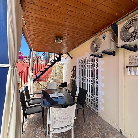 Casa Barmalei Private Pool & Rooftop Terrace Ocean View, Tenerife